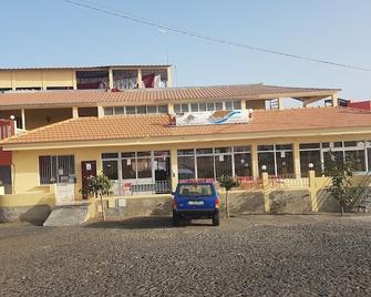 Hotel Ocean View & Restaurante Seafood - Sao Filipe - Edificio