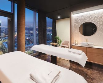 Intercontinental Hotels Warsaw By IHG - Warsaw - Spa