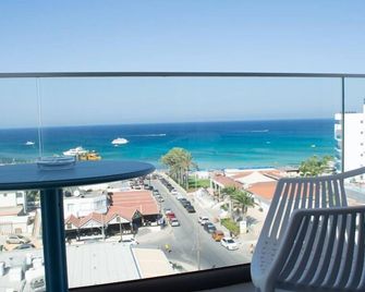 Mandali Hotel - Πρωταράς - Μπαλκόνι