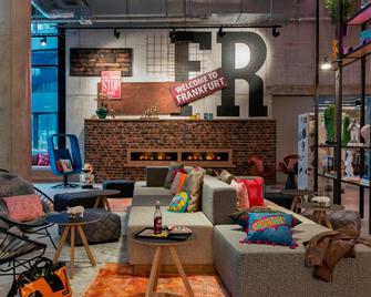 Moxy Frankfurt City Center - Frankfurt am Main - Lounge