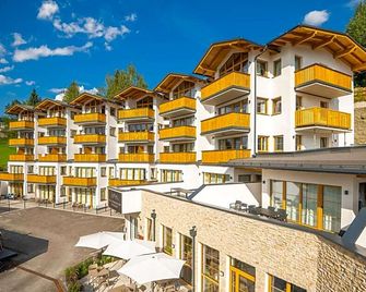 Alpenparks Hotel & Apartment Alpendorf - Sankt Johann im Pongau - Bygning