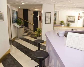 Hotel Arha Santander - Thành phố Santander - Lễ tân