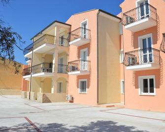 Affittimoderni La Maddalena - Mada03 - La Maddalena - Edificio