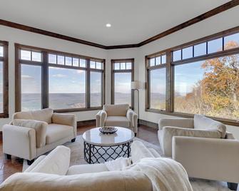 The Lodge in Mentone. - Mentone - Lounge