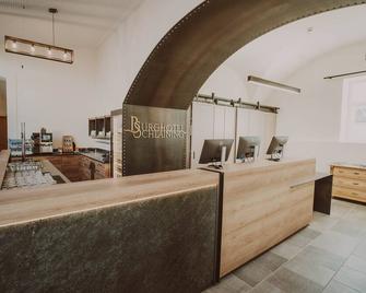 Burghotel Schlaining - Stadtschlaining - Рецепція