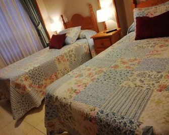 Hotel Restaurante Oviedo - Luarca - Habitación