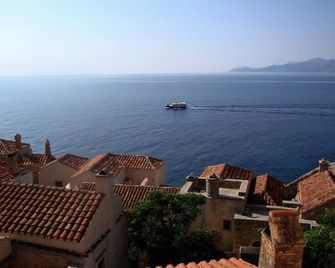 Pramataris - Monemvasia - Vista externa