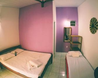 Buddy's Hostel e Pousada - Itacaré - Bedroom