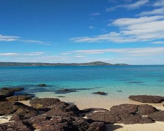 Amami Port Tower Hotel - Amami - Pláž