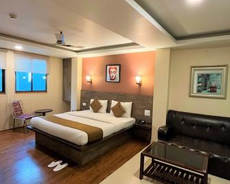 The Padma - Imphal - Bedroom