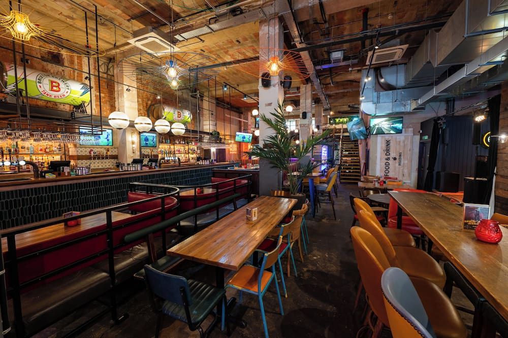 The Market House - רידינג - בר