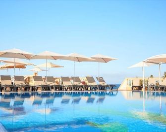 Insotel Hotel Formentera Playa - Playa de Migjorn - Piscina