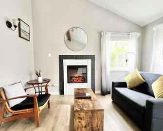 Inn at Haystack Rock - קנון ביץ' - סלון