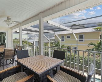 Hidden Treasure by Sun Palace Vacations - Fort Myers Beach - Balcón