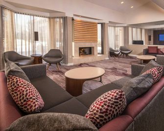 Courtyard by Marriott Dulles Airport Chantilly - Chantilly - Lounge