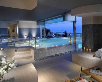 Grand Hotel Palazzo Livorno - Livorno - Piscina