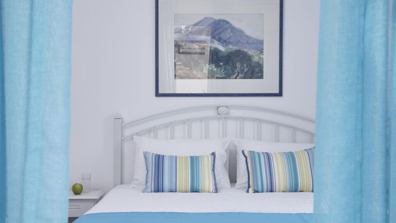 Spetses Retreat Accommodation