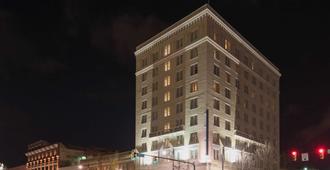 Hampton Inn & Suites Montgomery-Downtown - Montgomery