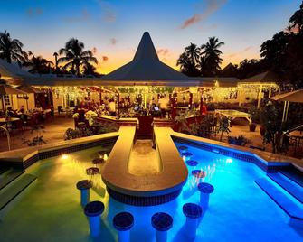 Abaco Beach Resort - Marsh Harbour - Pool