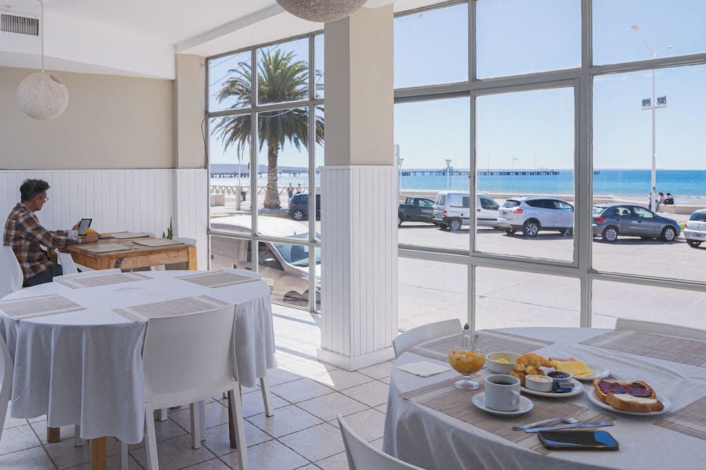 Rayentray Hostal - Puerto Madryn