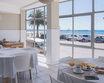 Rayentray Hostal - Puerto Madryn
