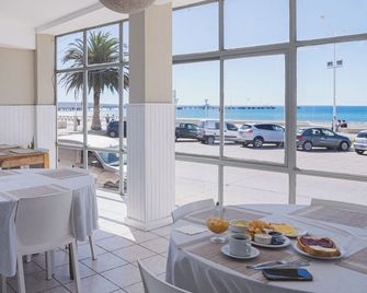 Rayentray Hostal - Puerto Madryn