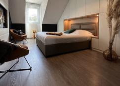 T3 Flat Moderne sur 2 étages Metro Parking Free Entrance autonome - Rouen - Bedroom
