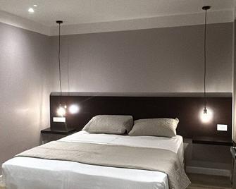 Hotel Grand Galaxie - Caracas