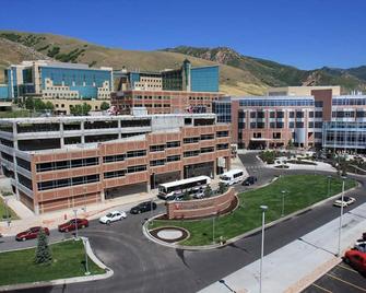 Quaint 1 Bed 1 Bath Apartment Close to Downtown - Salt Lake City - Bâtiment