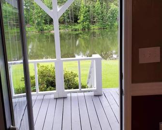 House On Lake - Opelika - Balcony