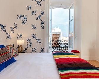 Heaven Inn Suites & Terrace - Evora - Bedroom