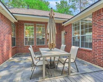 Woodlands Grand 3br Cozy House - The Woodlands - Patio