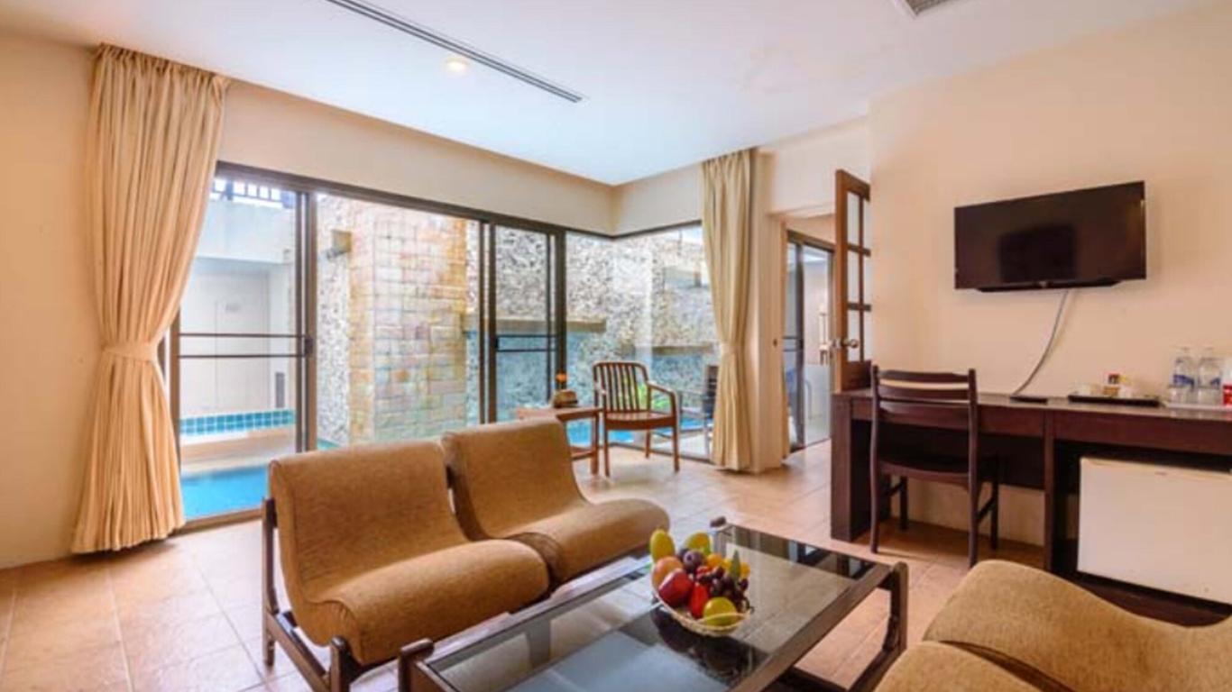 Patong Lodge Hotel (Sha Plus+)