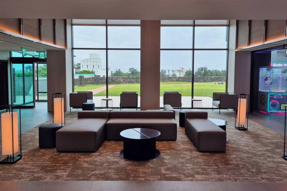 Wave Jeju Hotel & Resort