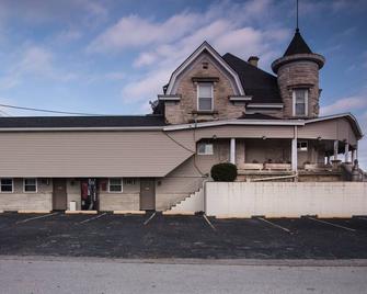 Rosemount Motel - Bedford - Building