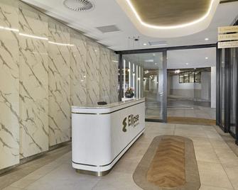 Ellipse Waterfall 31001 - Midrand - Front desk