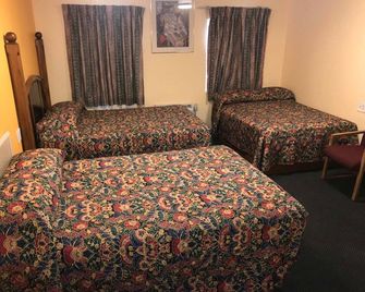 Deluxe Inn - Indio - Bedroom