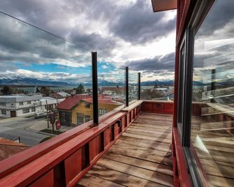 Hotel Vendaval - Puerto Natales - Balkon