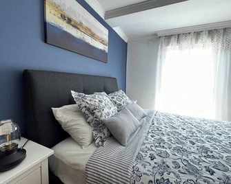 Charming 2-bedroom apartment with AC, WiFi in lovely Granada - Granada - Bedroom