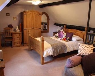 The Mug House Inn - Bewdley - Bedroom