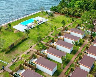 Charome Resort - Trat - Außenansicht