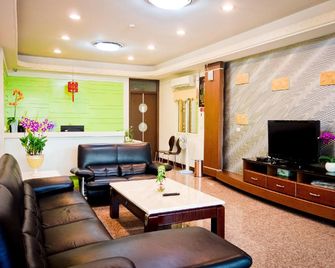 Jia Feng Homestay - Yuanlin City - Wohnzimmer