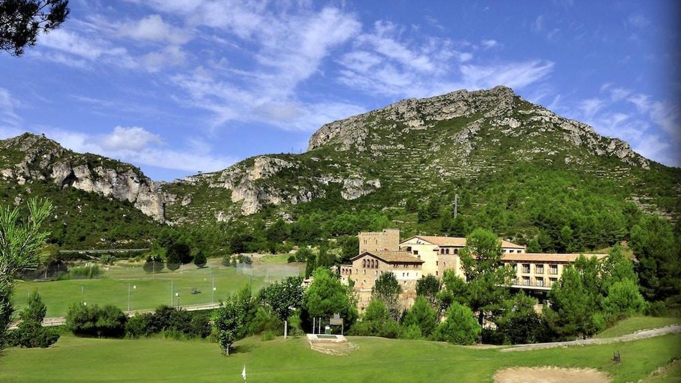 Domus Selecta La Figuerola Resort And Spa