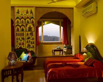 Hotel Narayan Niwas Palace - Jaisalmer - Bedroom