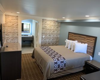 Industry Inn & Suites - La Puente - Habitación