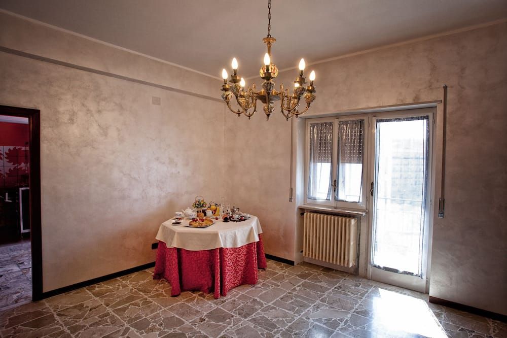 Flower Bed & Breakfast - Campobasso - Comedor