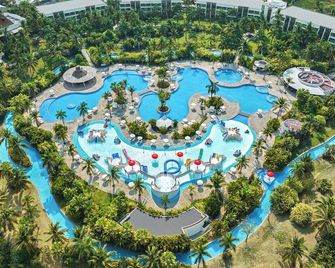 Ocean Breeze - Acapulco