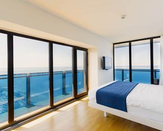 Orbi City Aparthotel - Batum - Yatak Odası