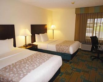 La Quinta Inn & Suites by Wyndham Jackson - Jackson - Bedroom