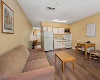 Affordable Suites Myrtle Beach - Myrtle Beach - Sala de estar